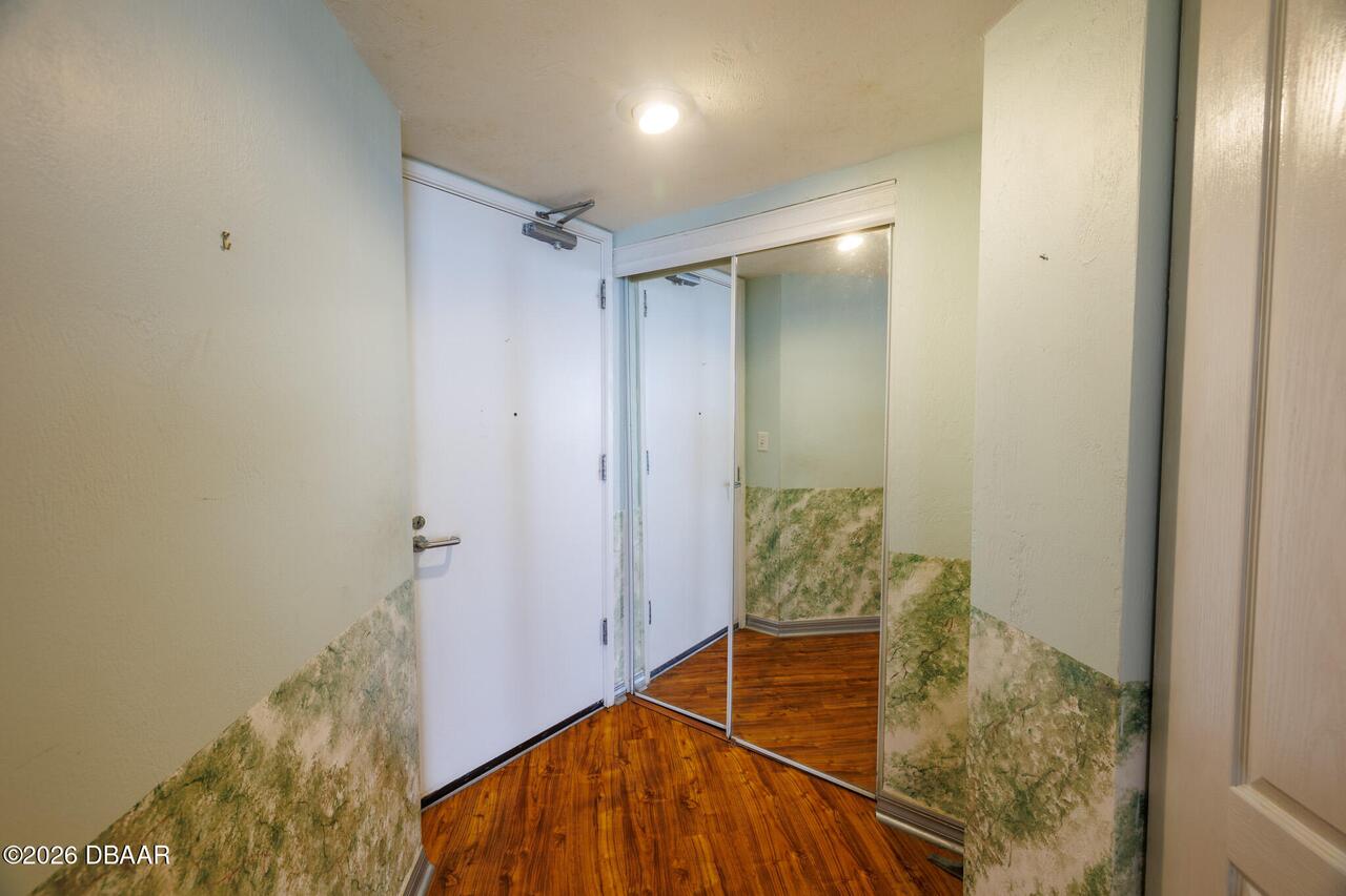 Listing Photo 7