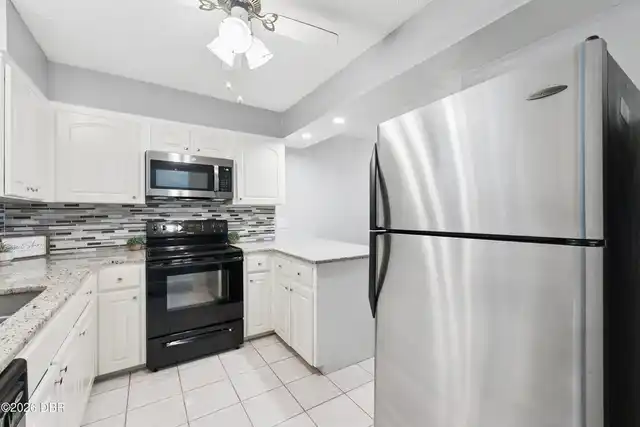 Listing Photo 19