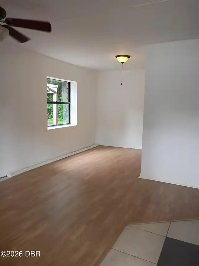 Listing Photo 7