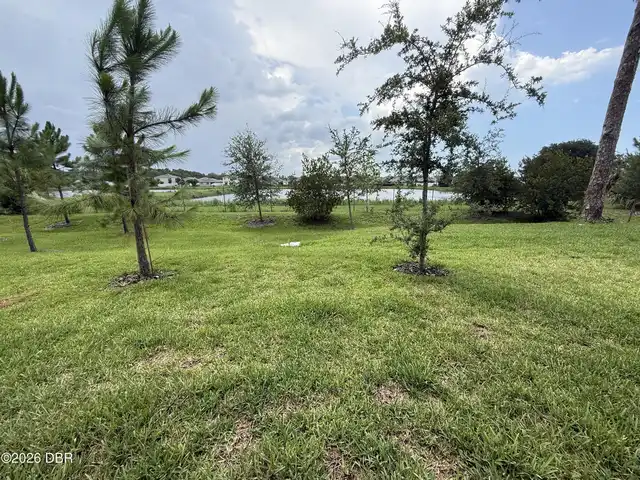 Listing Photo 12