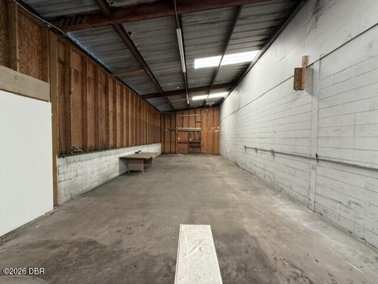 Listing Photo 8