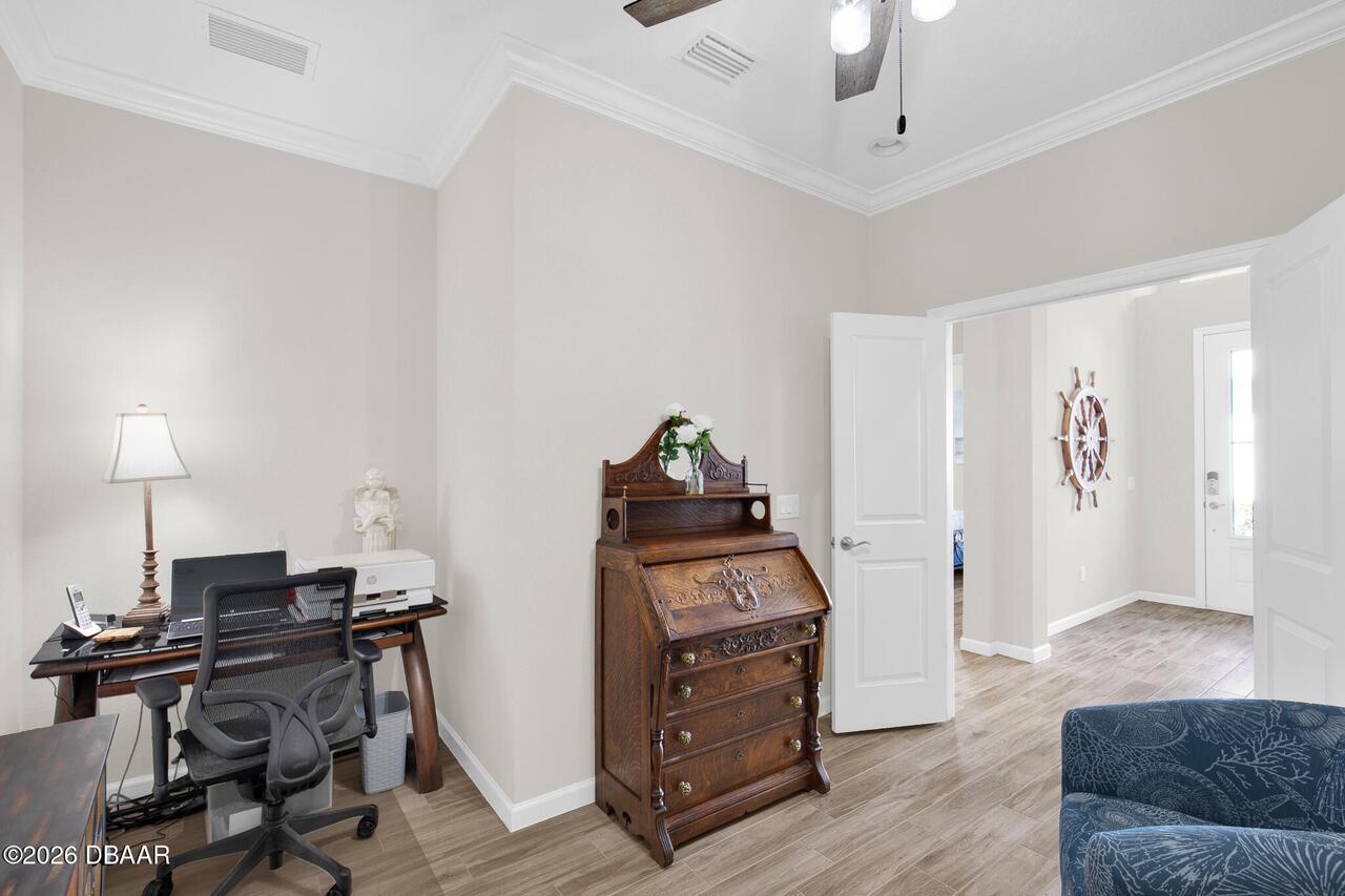 Listing Photo 7