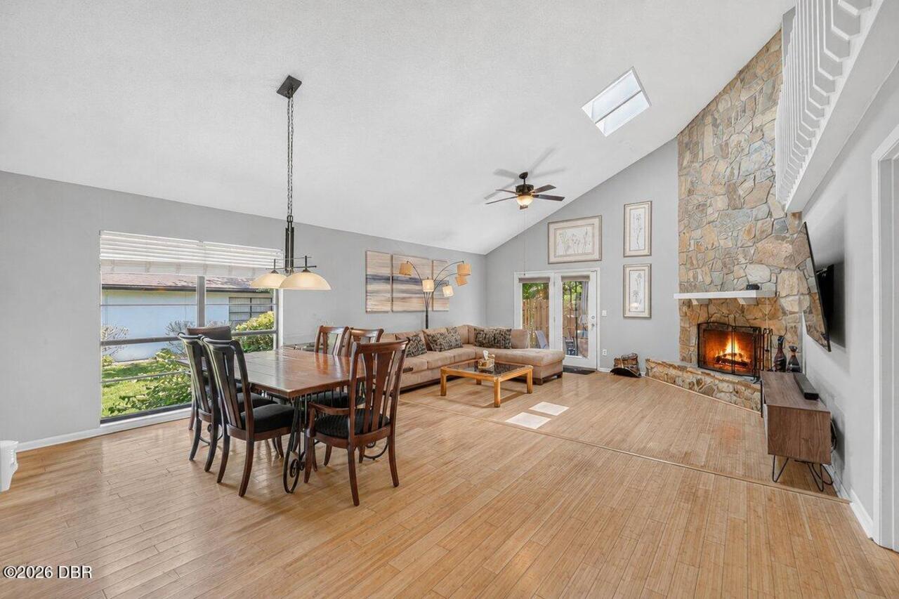 Listing Photo 9