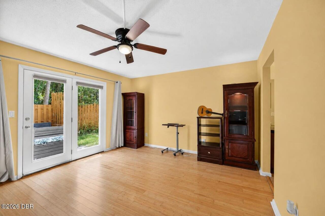 Listing Photo 18