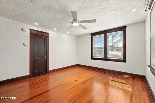 Listing Photo 31
