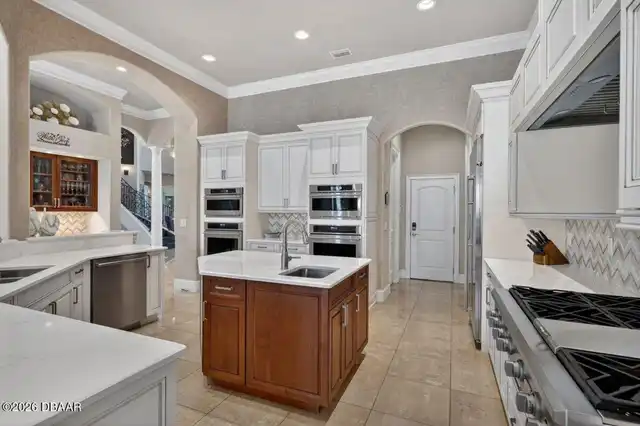 Listing Photo 17
