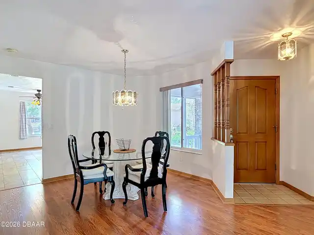 Listing Photo 9