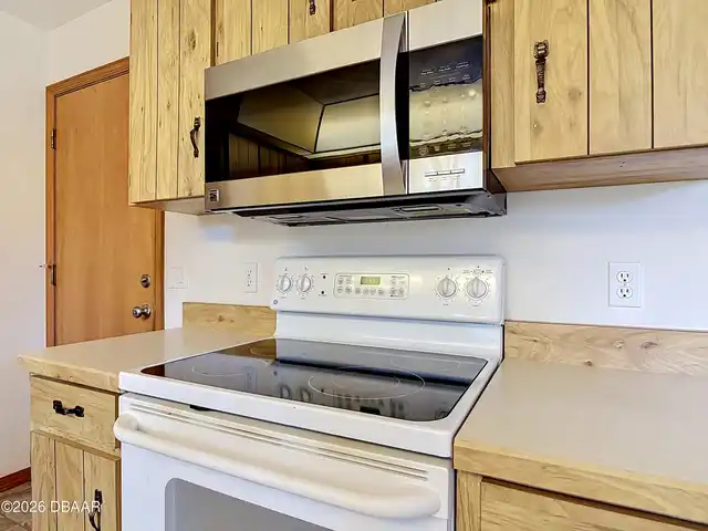 Listing Photo 18
