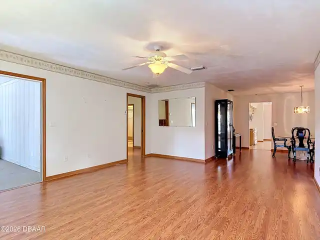 Listing Photo 23