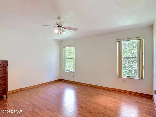 Listing Photo 28