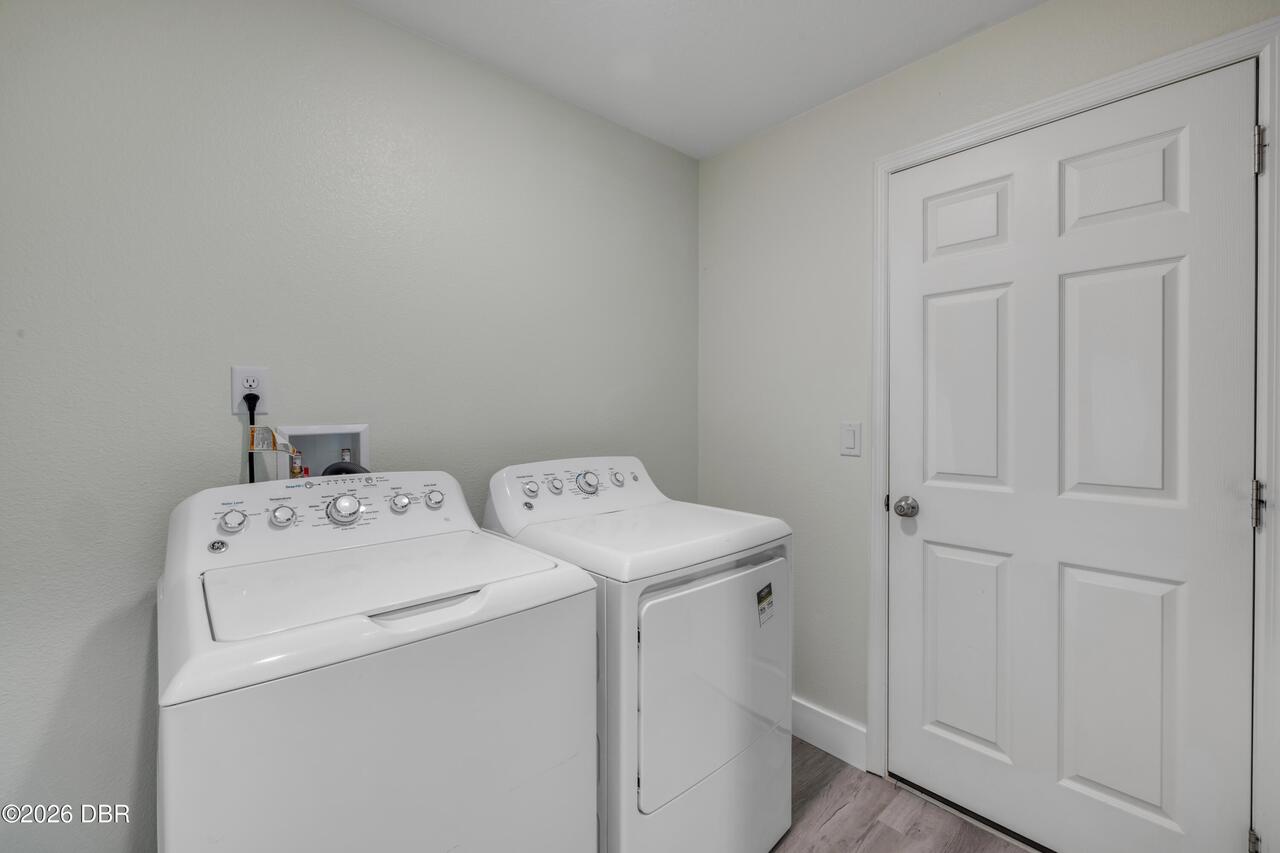 Listing Photo 17