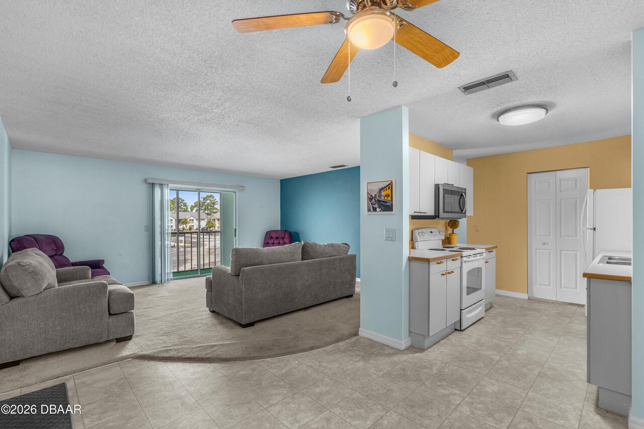 Listing Photo 14