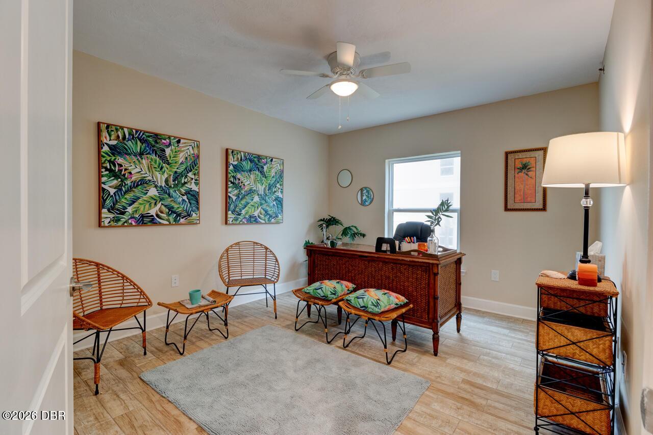 Listing Photo 14