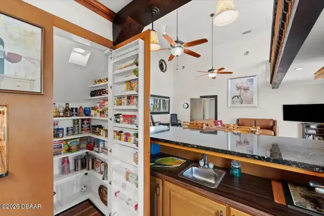 Listing Photo 18