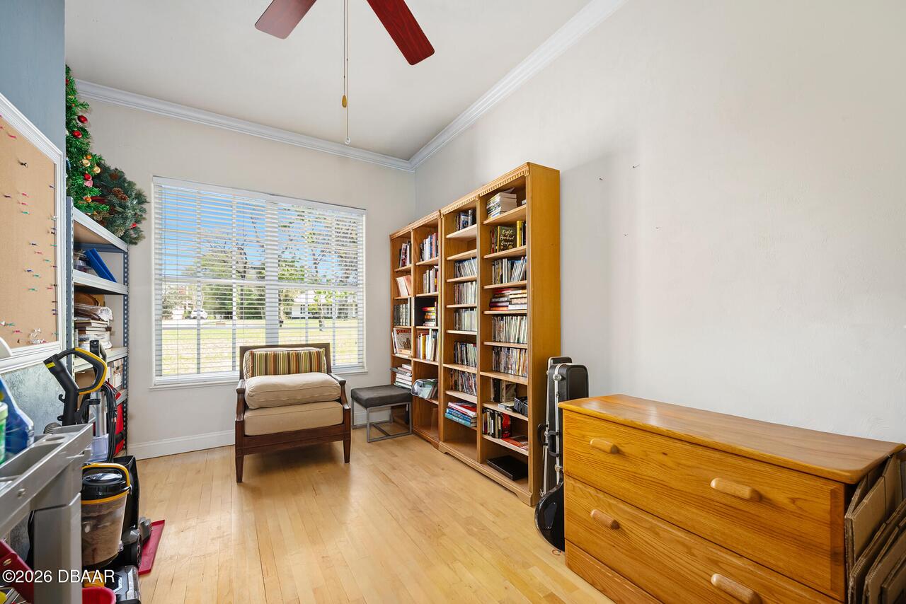 Listing Photo 18