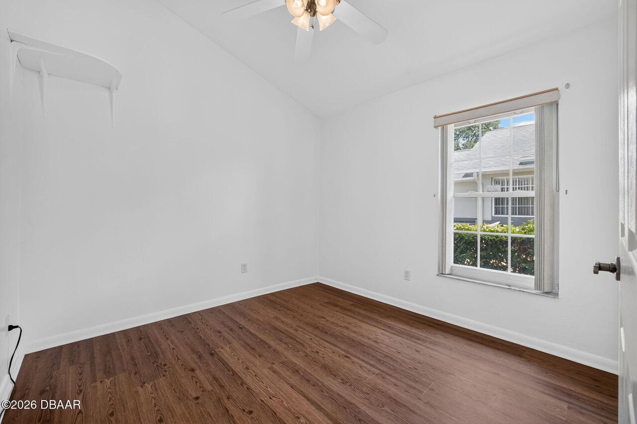 Listing Photo 17