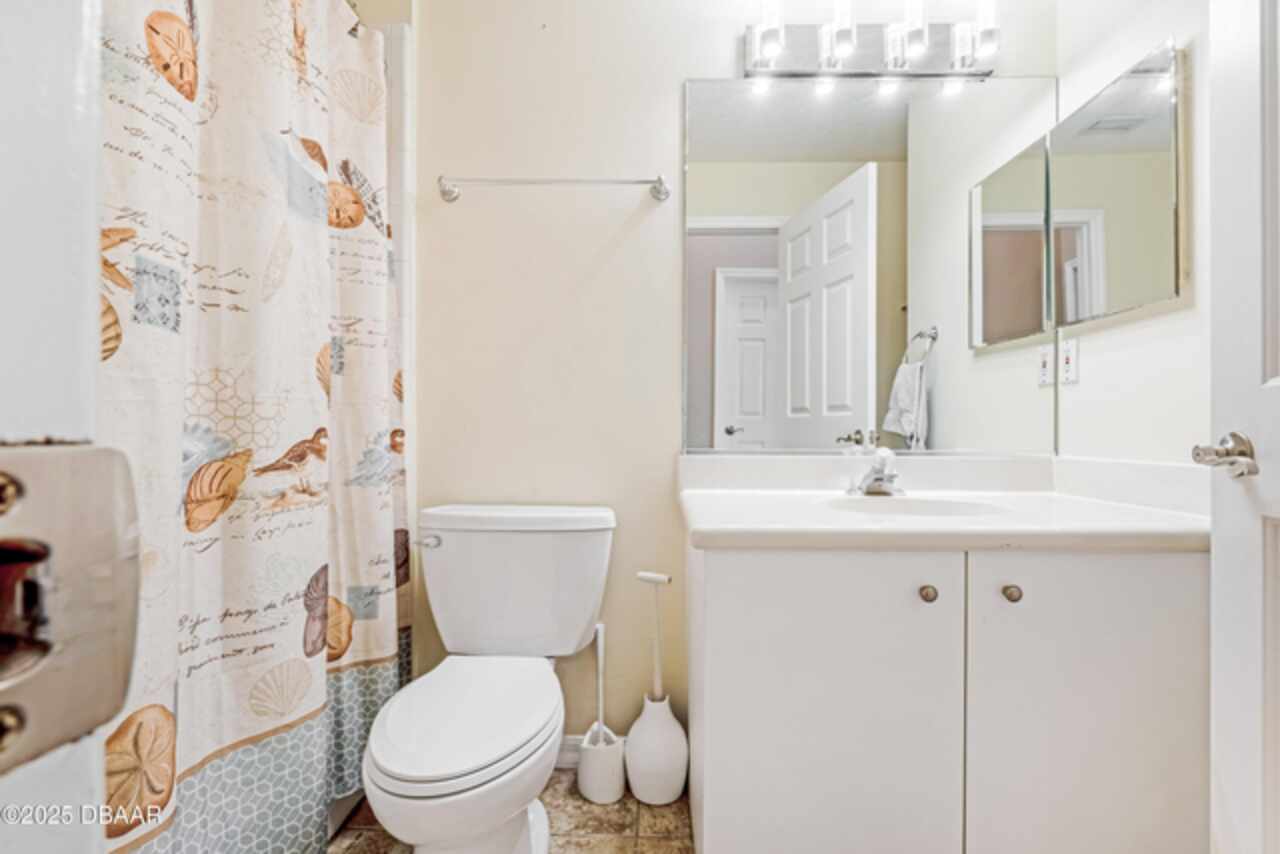 Listing Photo 12