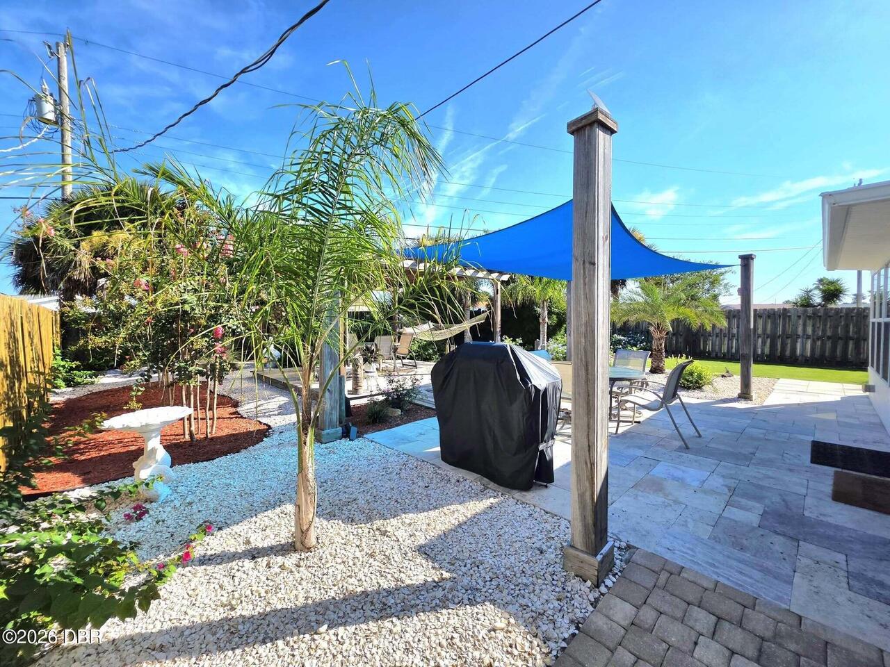 Listing Photo 11
