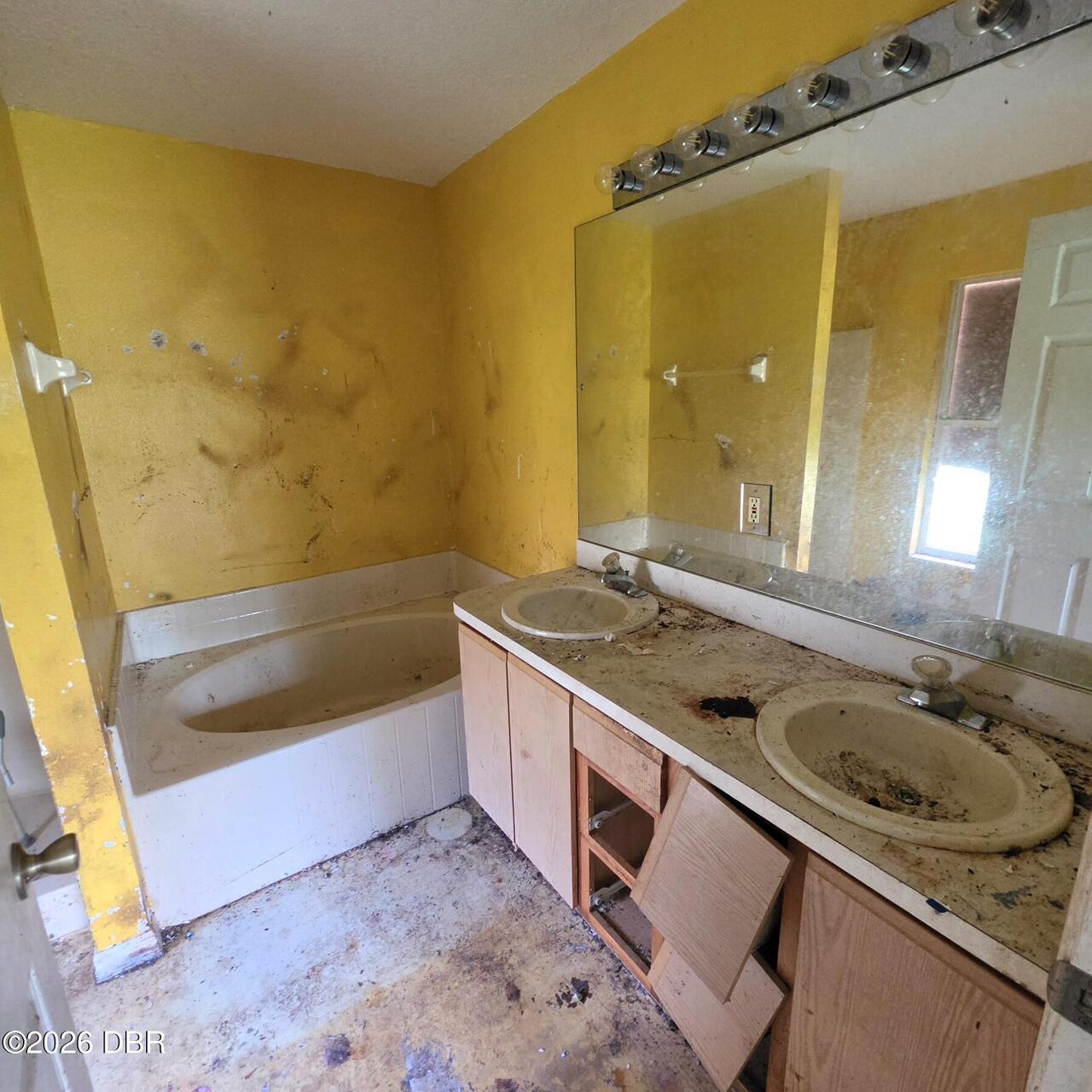 Listing Photo 10