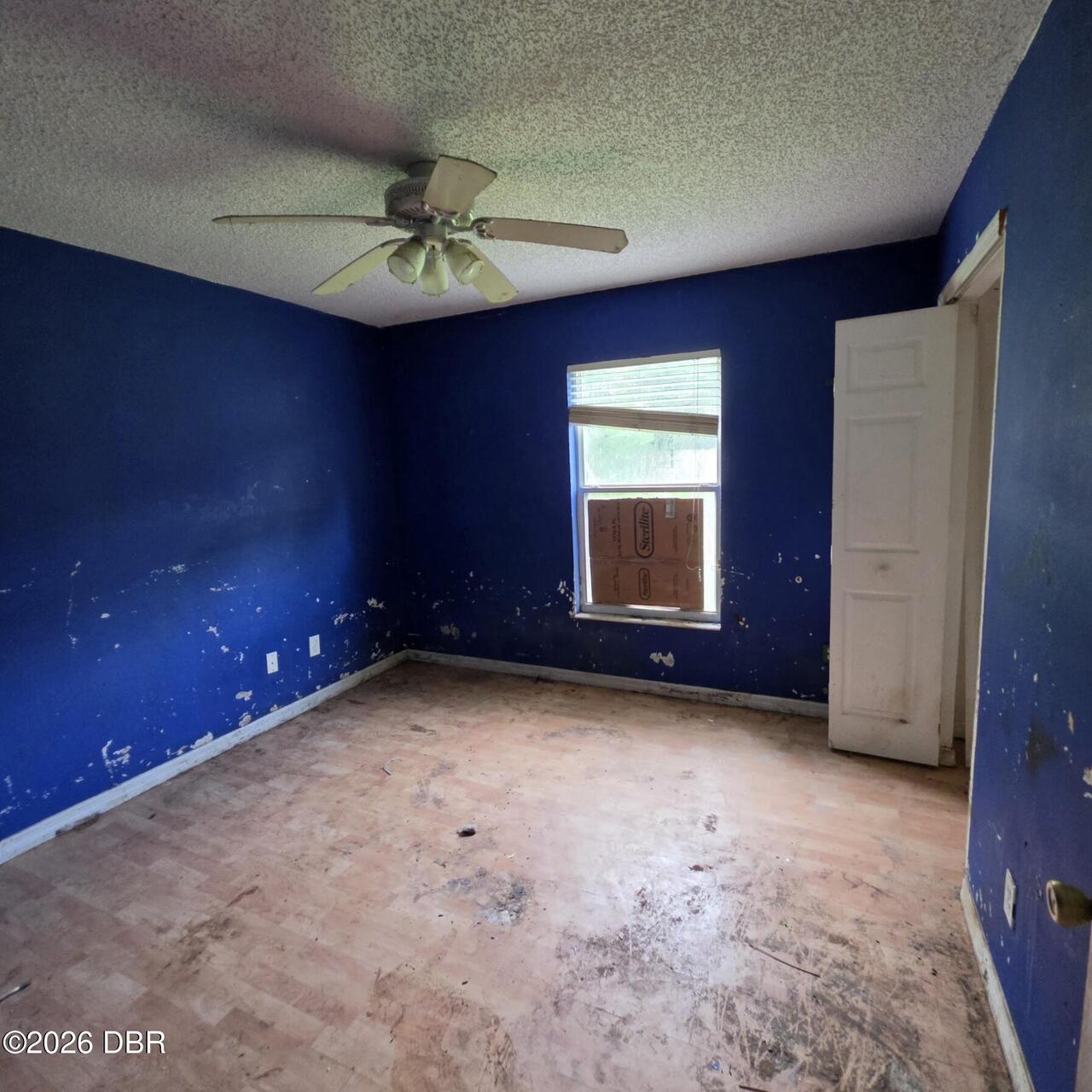 Listing Photo 12