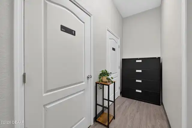Listing Photo 14