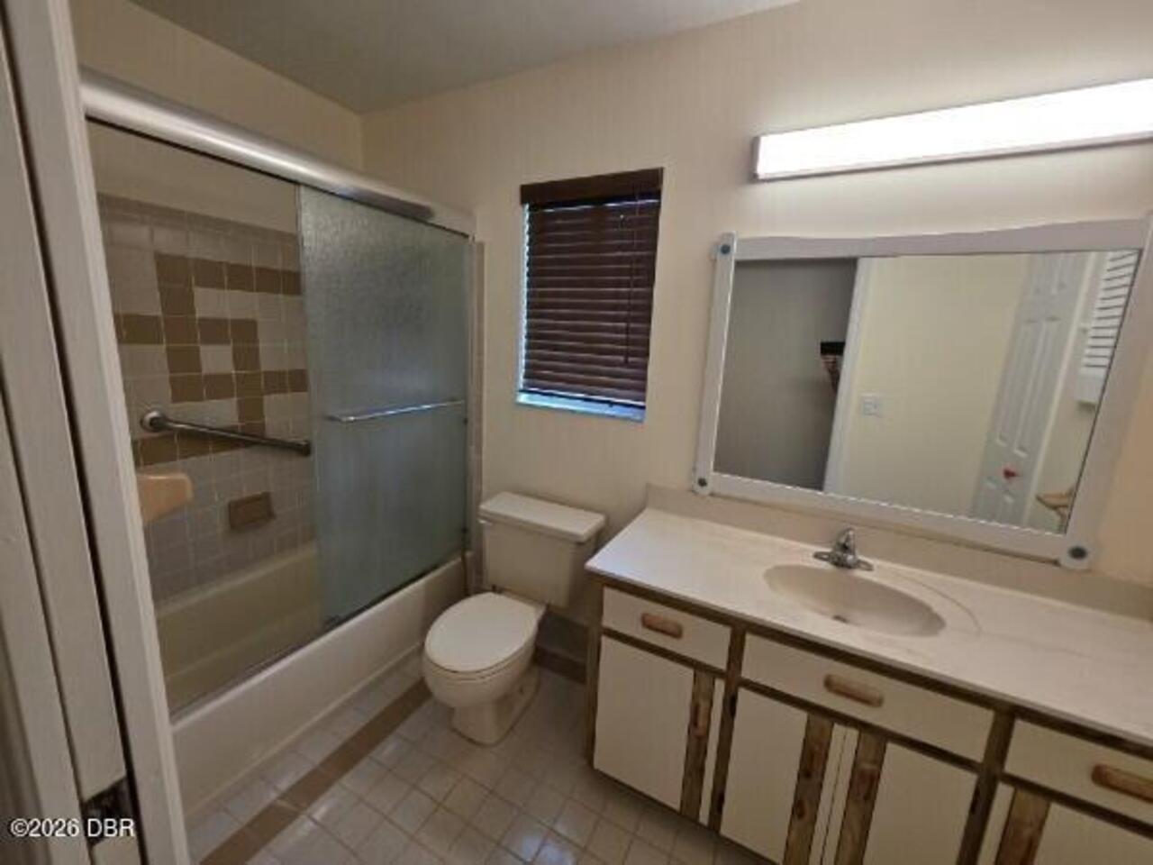 Listing Photo 14