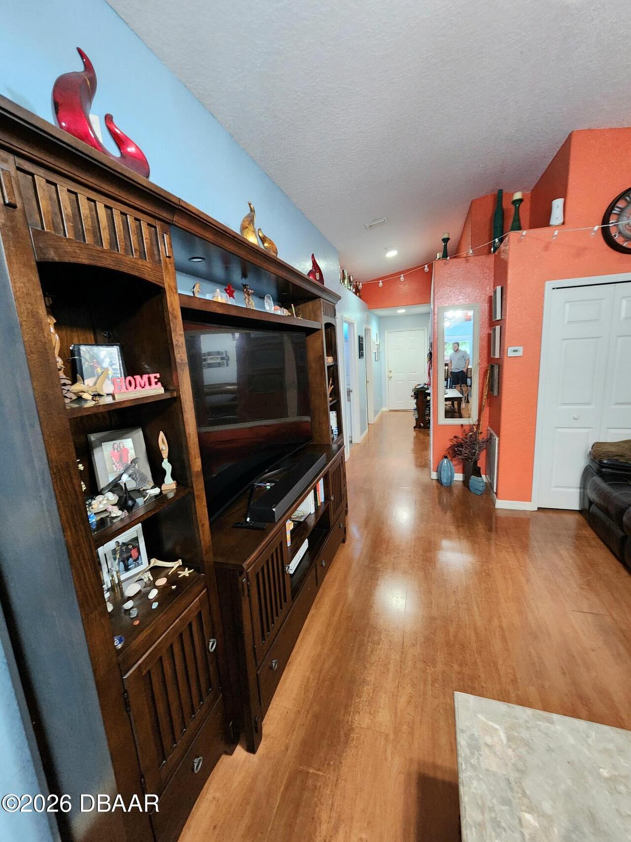 Listing Photo 7