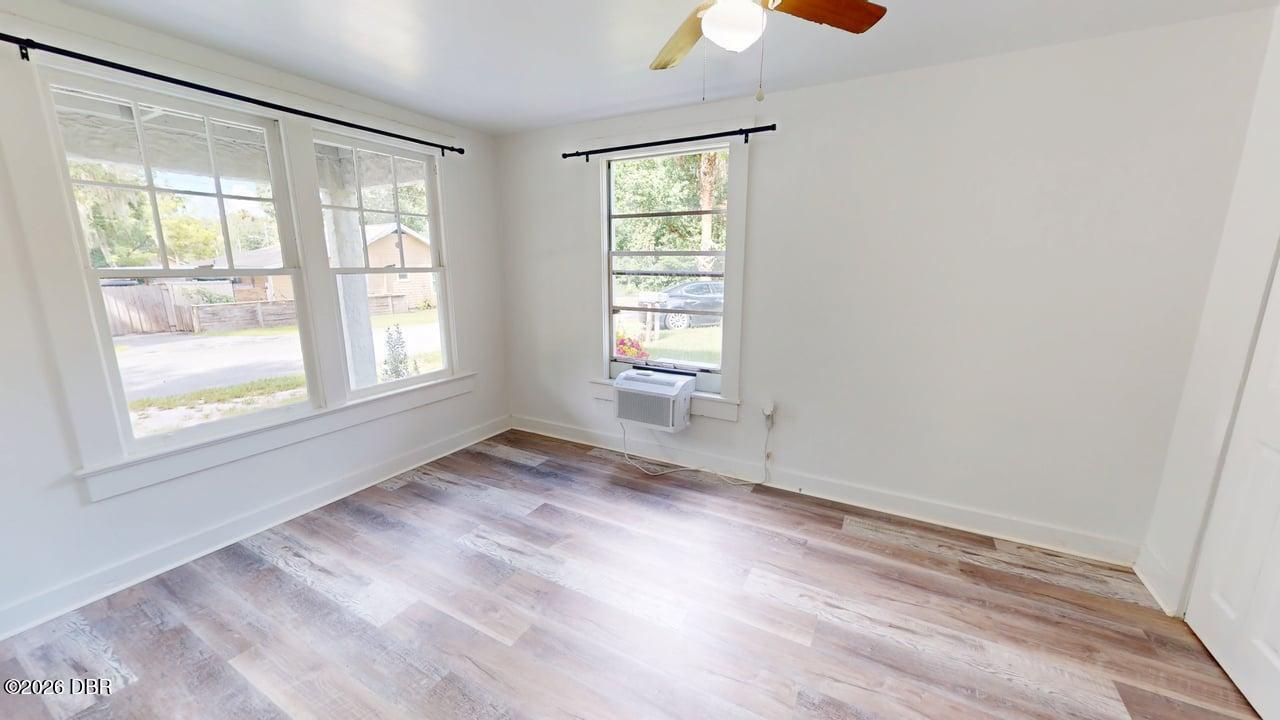 Listing Photo 7