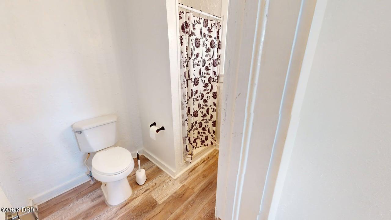 Listing Photo 16