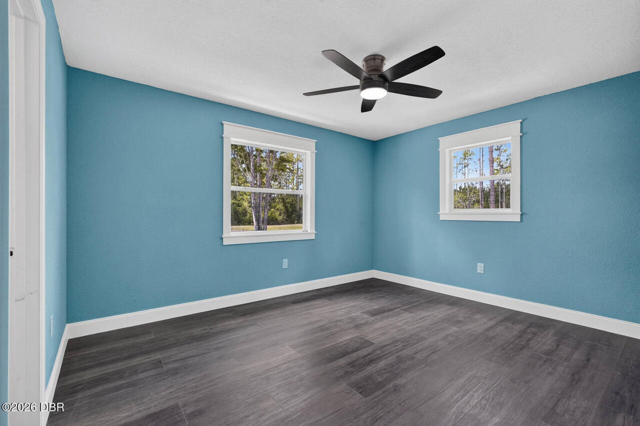 Listing Photo 16