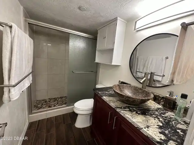 Listing Photo 32
