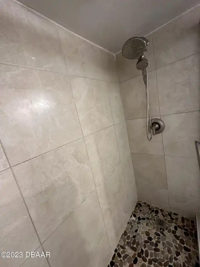 Listing Photo 33