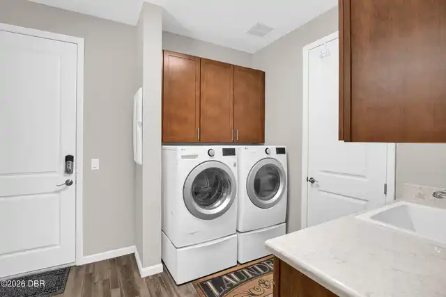 Listing Photo 14