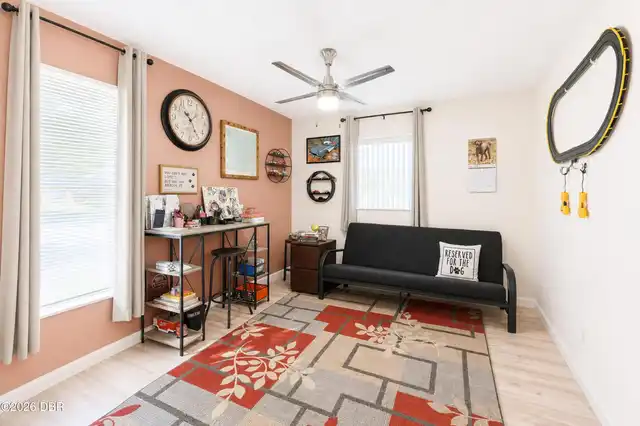Listing Photo 28