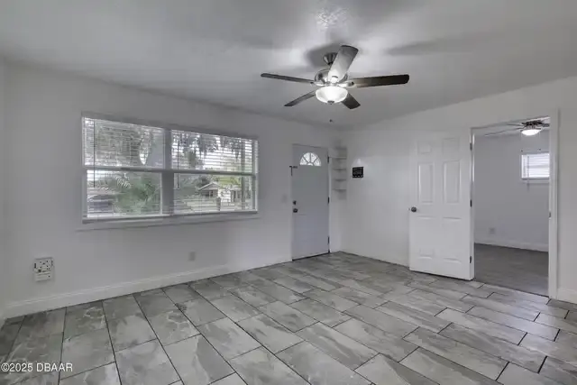Listing Photo 6