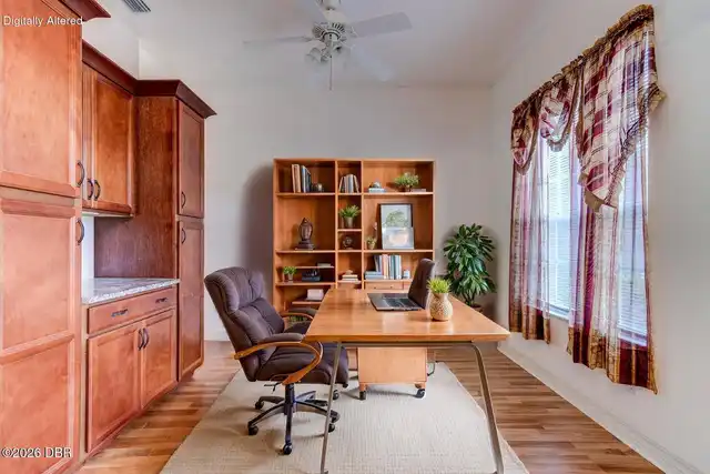 Listing Photo 9