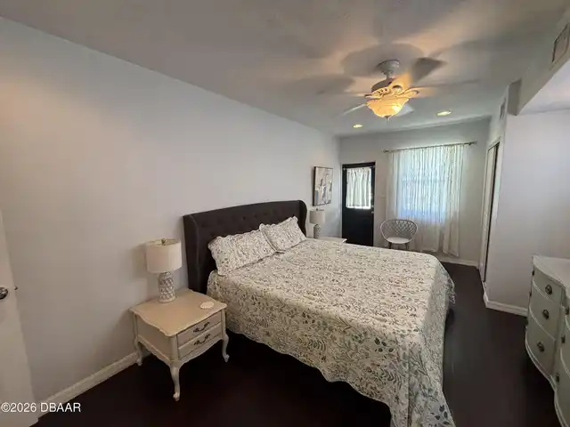 Listing Photo 17