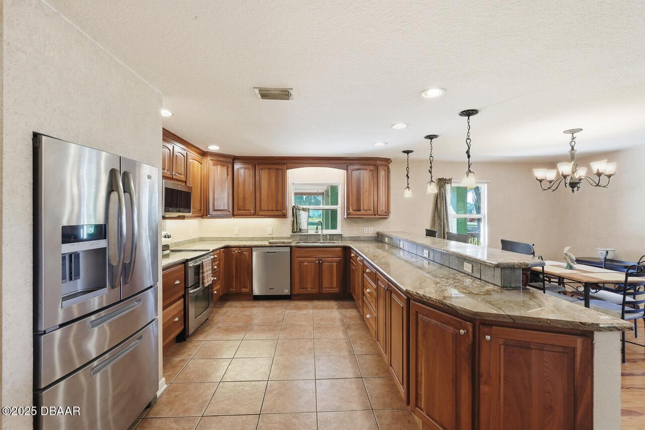 Listing Photo 16
