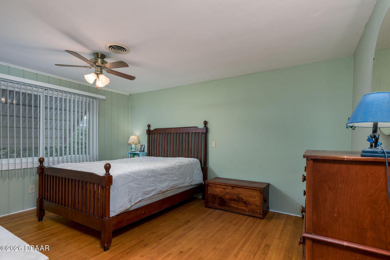 Listing Photo 25