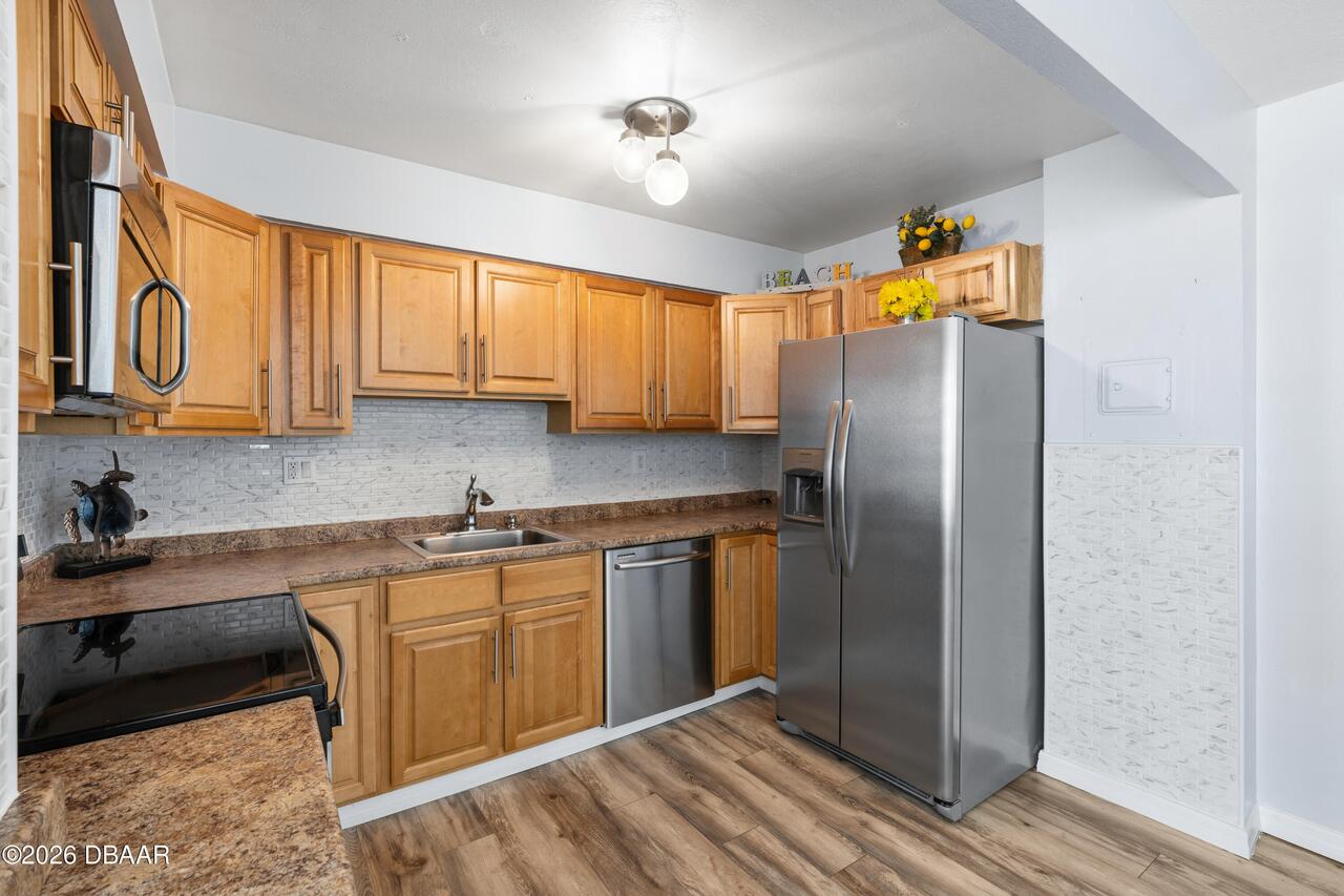Listing Photo 19