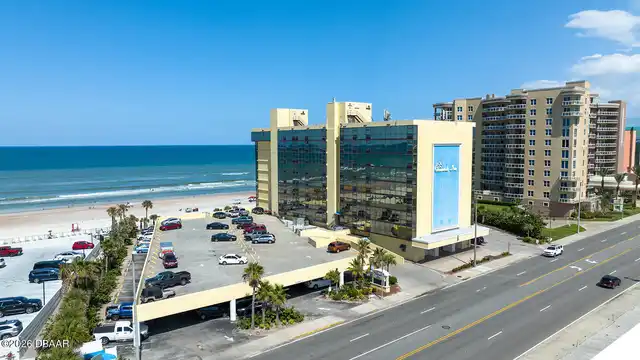 Listing Photo 11