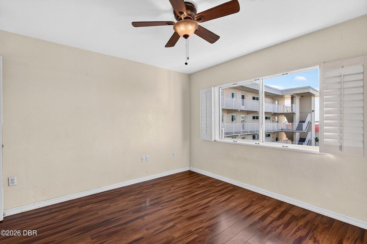 Listing Photo 33