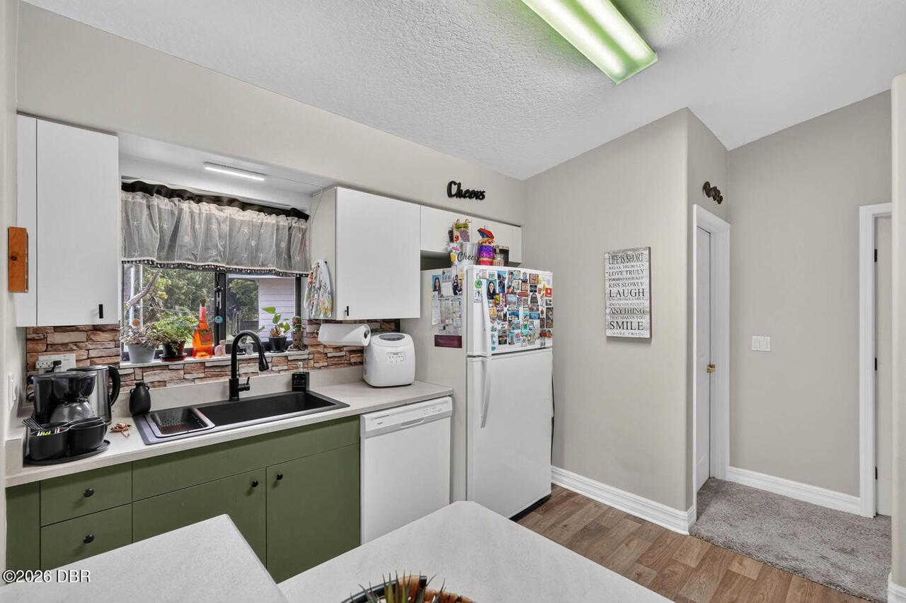 Listing Photo 16