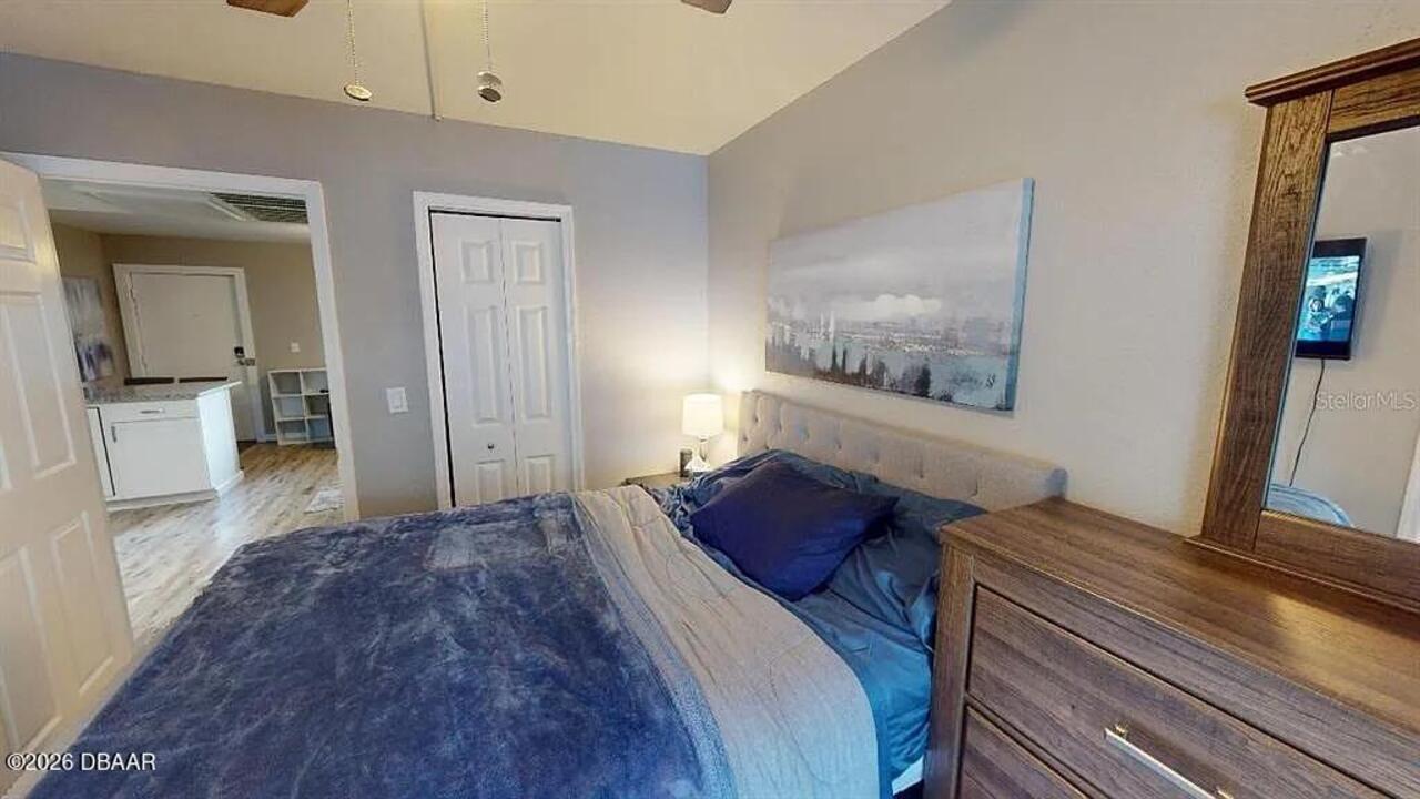 Listing Photo 7