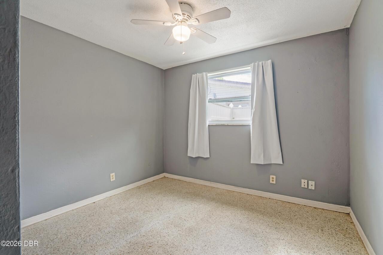 Listing Photo 14