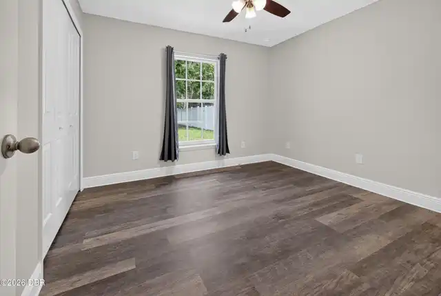 Listing Photo 16