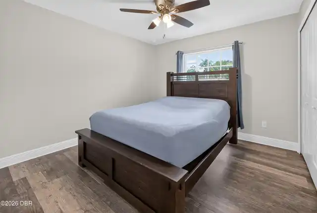 Listing Photo 17