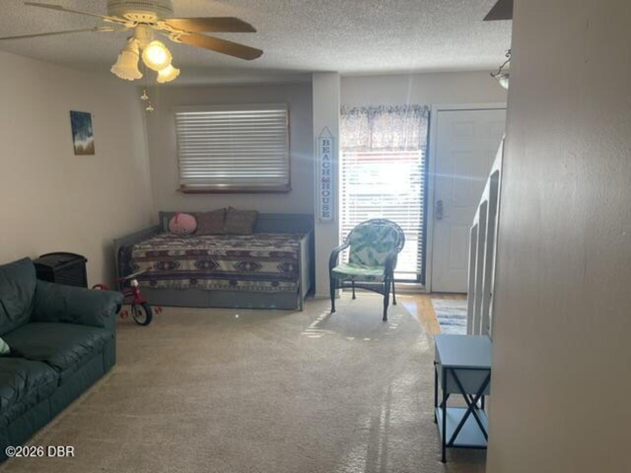 Listing Photo 8