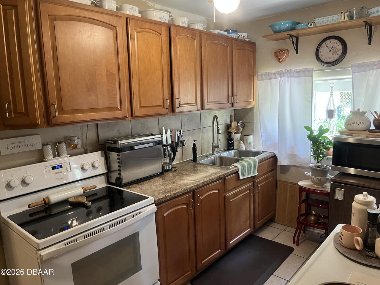 Listing Photo 6