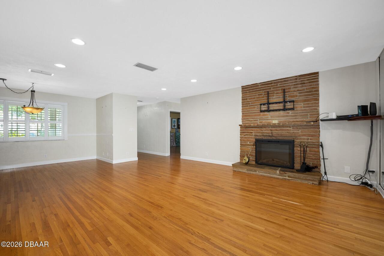 Listing Photo 13